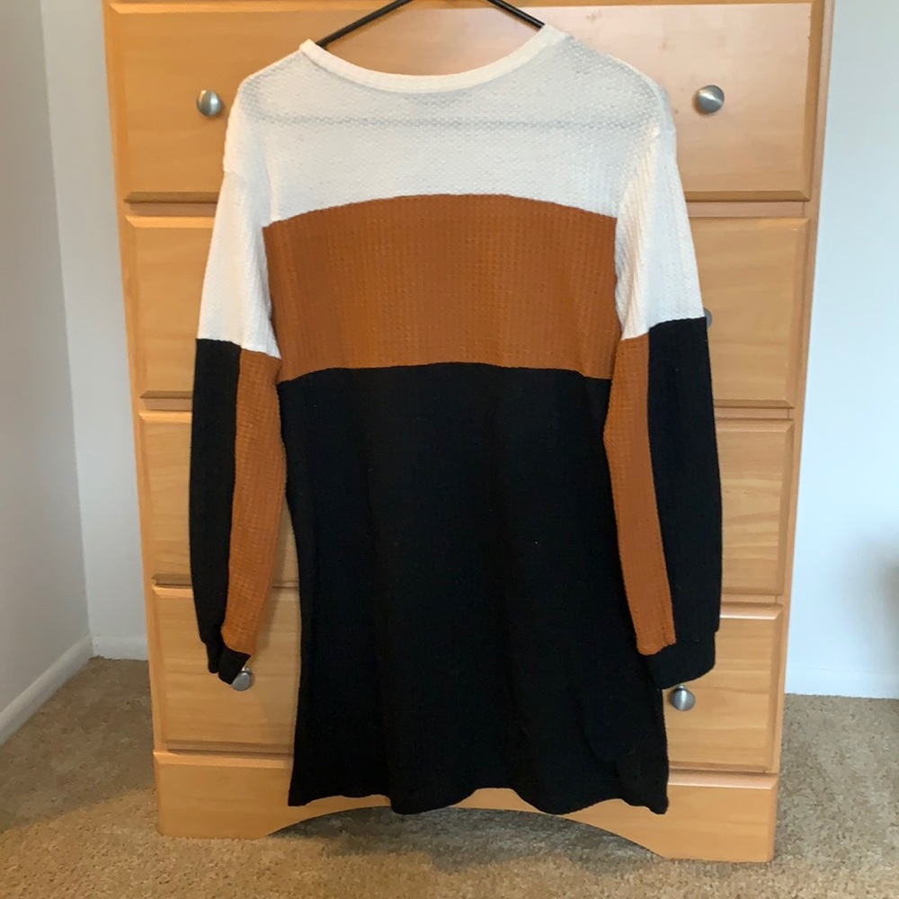 Long sleeve color block dress